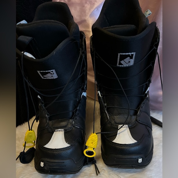 Snowboard boots - Picture 2 of 6